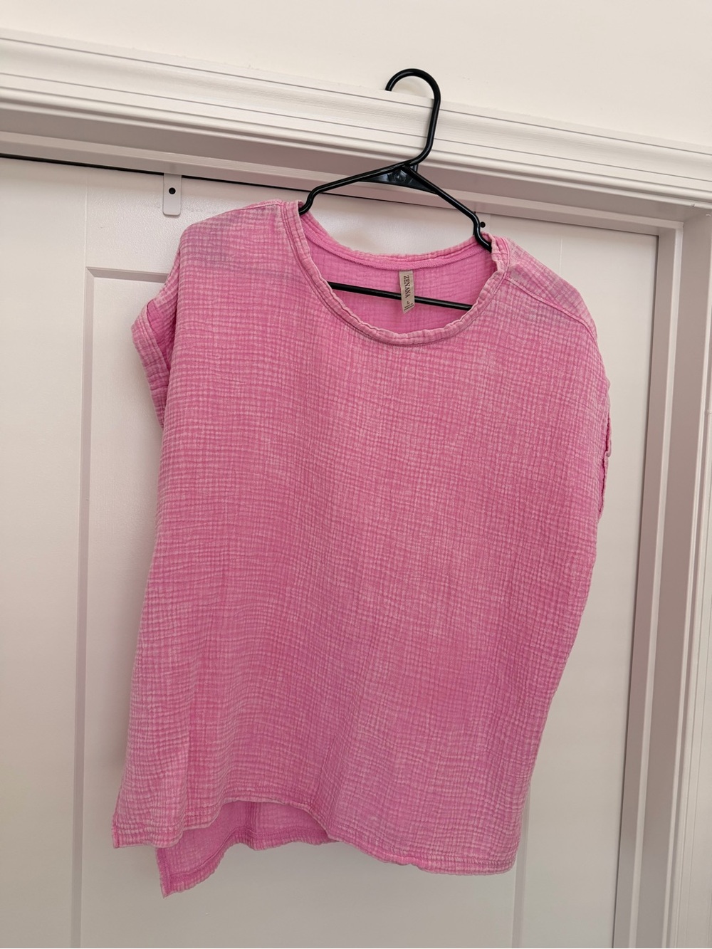 Zenana Outfitters Pink Textured Short Sleeve Top